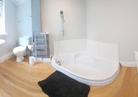 Cosy 4 Bed Home เอ็ดมันตัน ภายนอก รูปภาพ